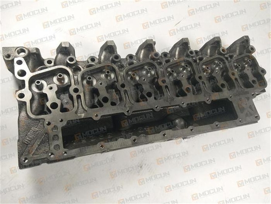 Prezzo buono L'Assemblea della testata di cilindro del motore del ghisa di PC220-7 PC200-7 parte l'OEM 6731-11-1370 in linea