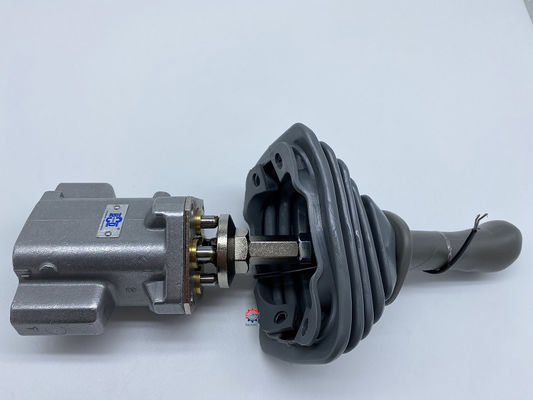 Prezzo buono Pilota Valve del pedale della valvola d'aspirazione di Foot Wook Assy ZAX200 dell'escavatore in linea